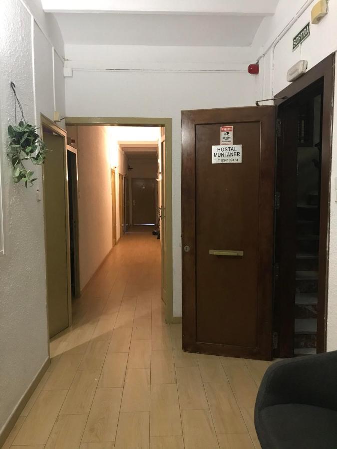 Hostal Muntaner Barcelona Zewnętrze zdjęcie